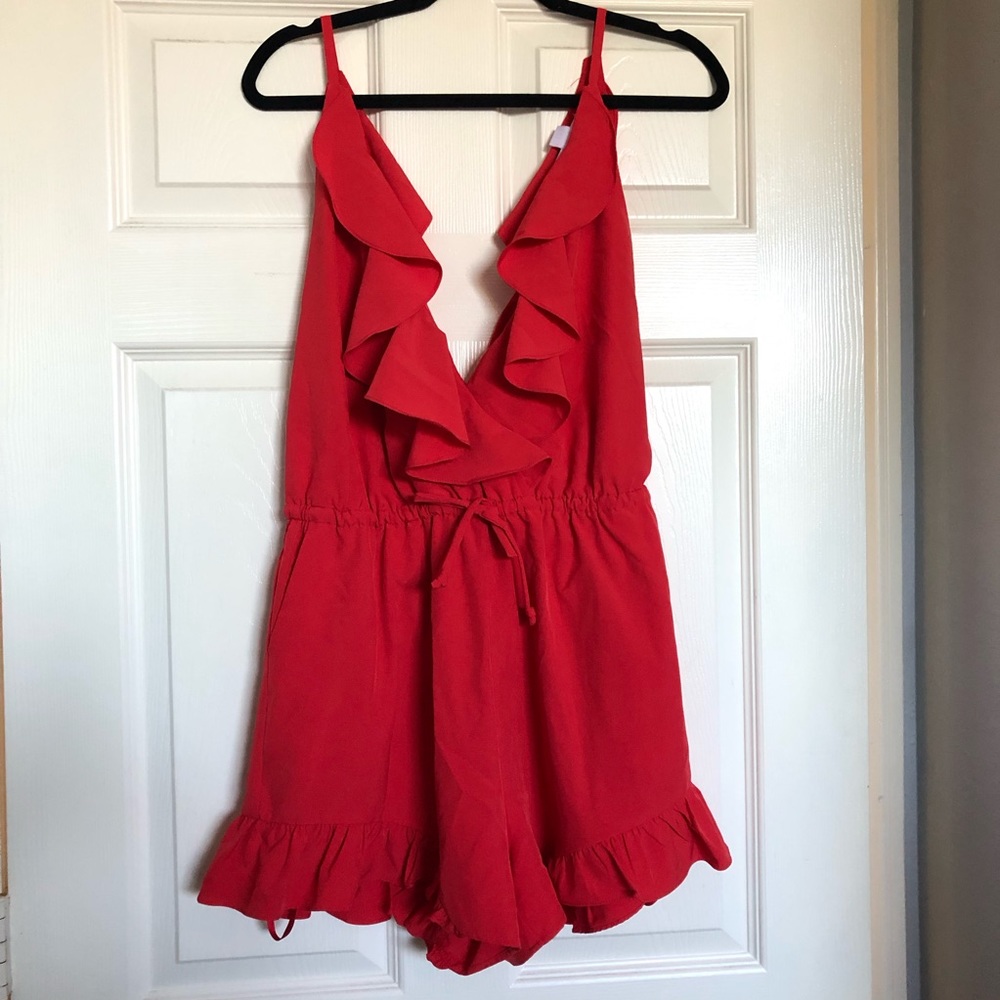 ❣️ LOVE RICHE RED FLOWY ROMPER ❣️
